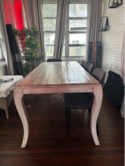 Rustic Farmhouse Dining Table — Reclaimed Wood, Cabriole Legs, Seats 6–8