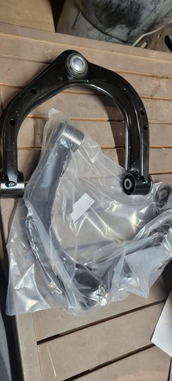 2004-----2023 Nissan Titan / Armada upper control arm