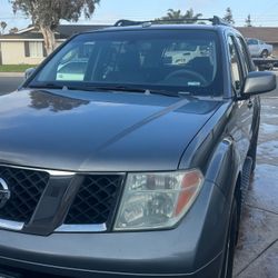 2006 Nissan Pathfinder 