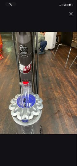 Vacuum Dyson works very well