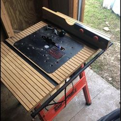 Table Saw For Sale Looks Like New Works Perfectly Asking 100 For It OBO
