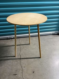 Tripod Table Particleboard Round Top NO GLASS