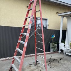 Excellent condition 10 feet and more sizes available fiberglass ladders