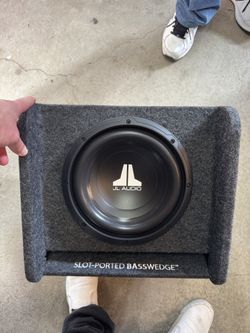 JL AUDIO BASSWEDGE 10 SUBWOOFER WITH BOX