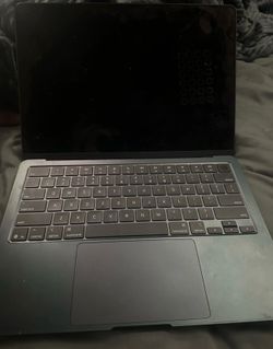 Apple MacBook 2025 m3 chip 13 inch