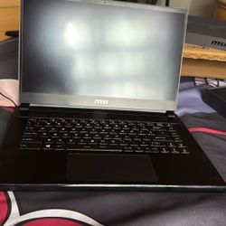 MSI GS66 Stealth 10SFS 