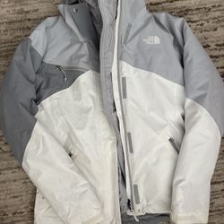 women’s north face jacket 