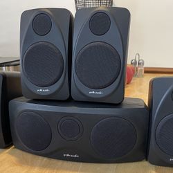 Polk Audio 4 RM1300 Visit > Surround, 1 RM1600.S