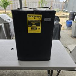 Magic Chef Mini Fridge