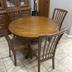 Solid Wood Round Dining Table Set – 4 Chairs – Excellent Condition