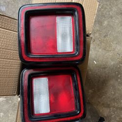 Tail Lights 2020 Jeep Sahara Wrangler OEM