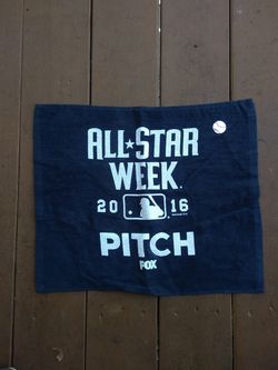 Padres rally towel All-Star baseball