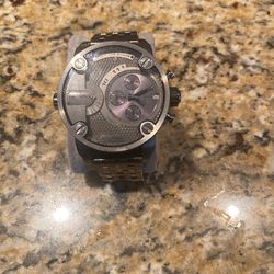 dielsel watch