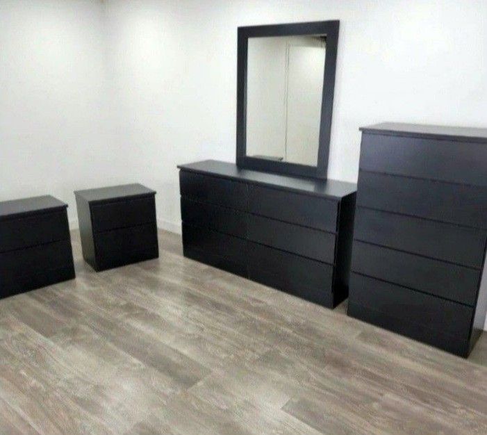 Dresser Whit Mirror Chest And Two Nightstands ⚫ Comoda Con Espejo Gavetero Y Dos Mesitas