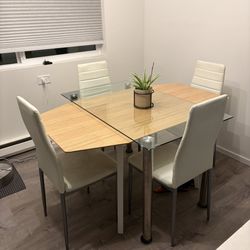 Dining Room Table And 4 Chairs 