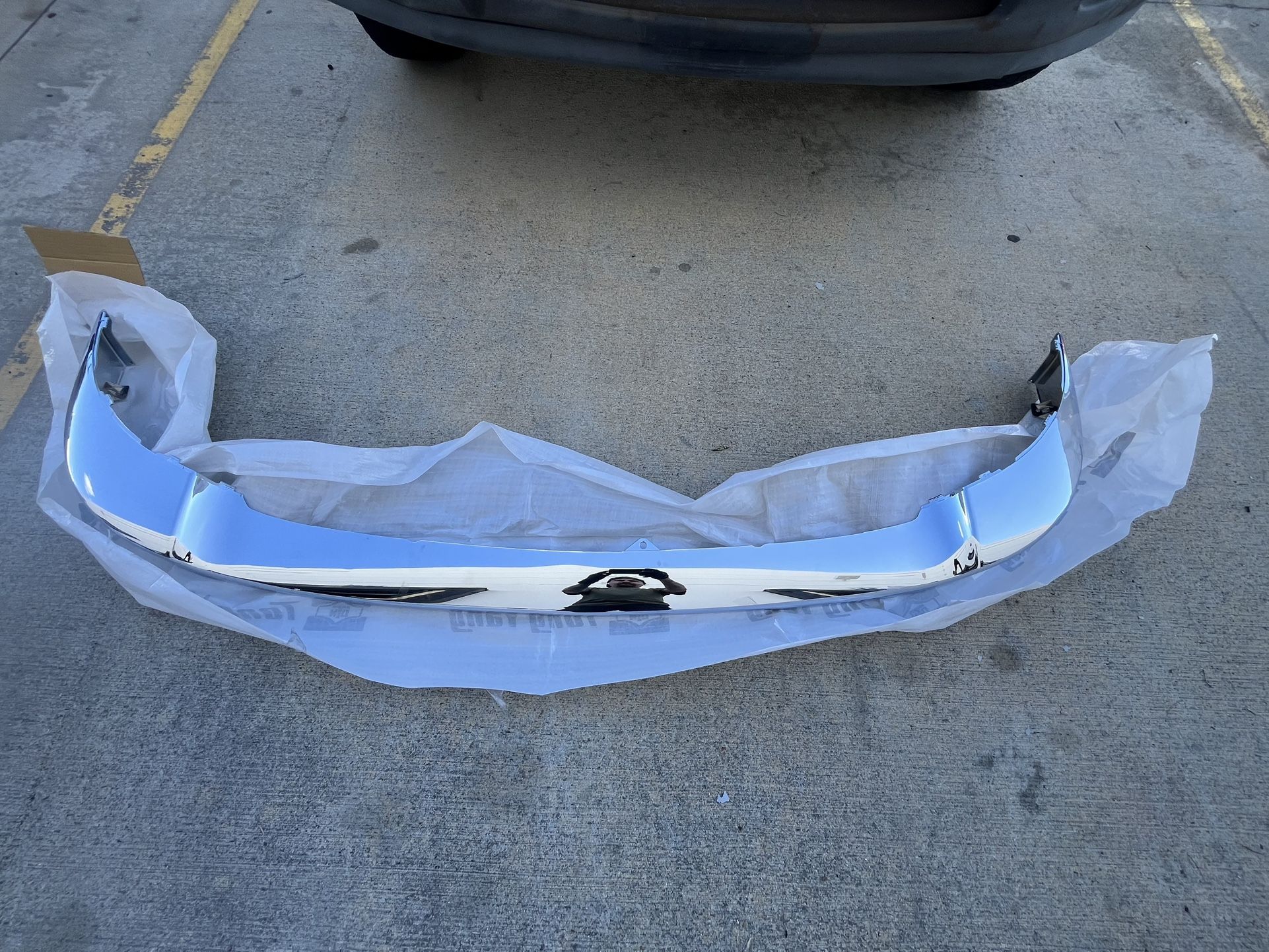 11-14 Chevy Silverado Front Upper Bumper