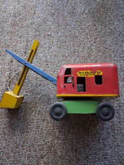 1940s Wyandotte Construction Co. Press Steel Toy