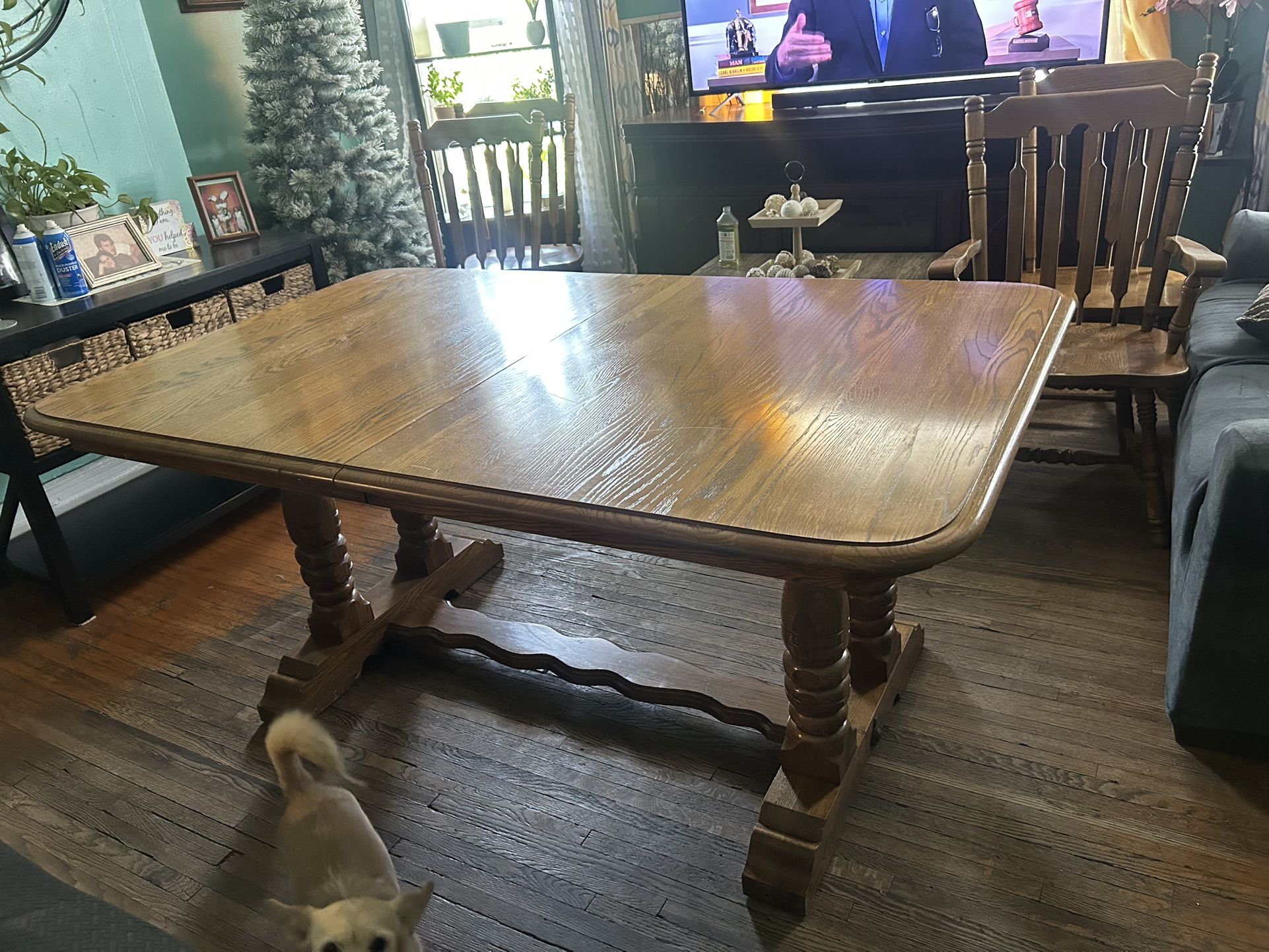 Vintage 1980s Extendable Wooden Trestle Table with Pedastel legs and 8 equally beautiful chairs