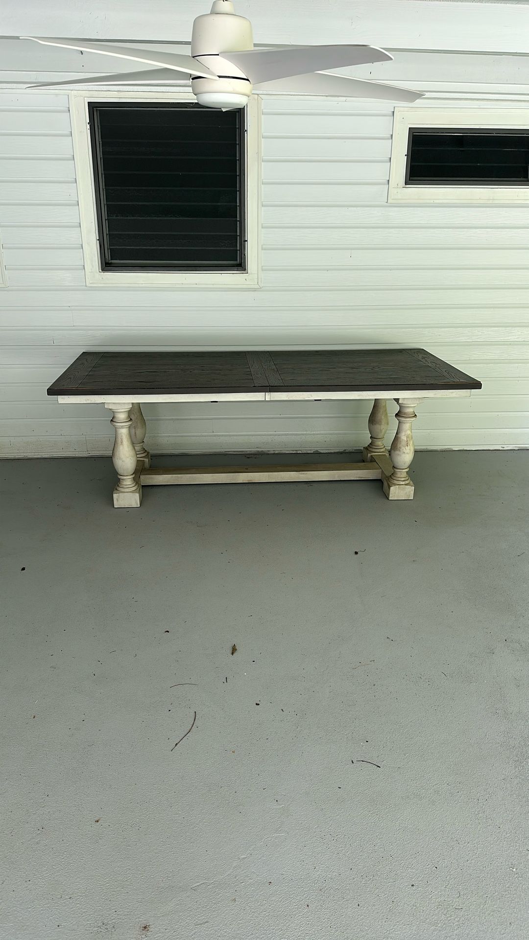 Dinning table