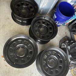 5 Jeep Wrangler 16 x 8 wheels