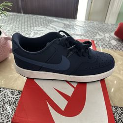 Nike Court Vision