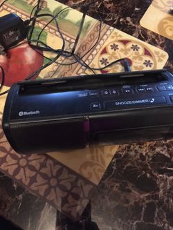 Bluetooth radio alarm clock