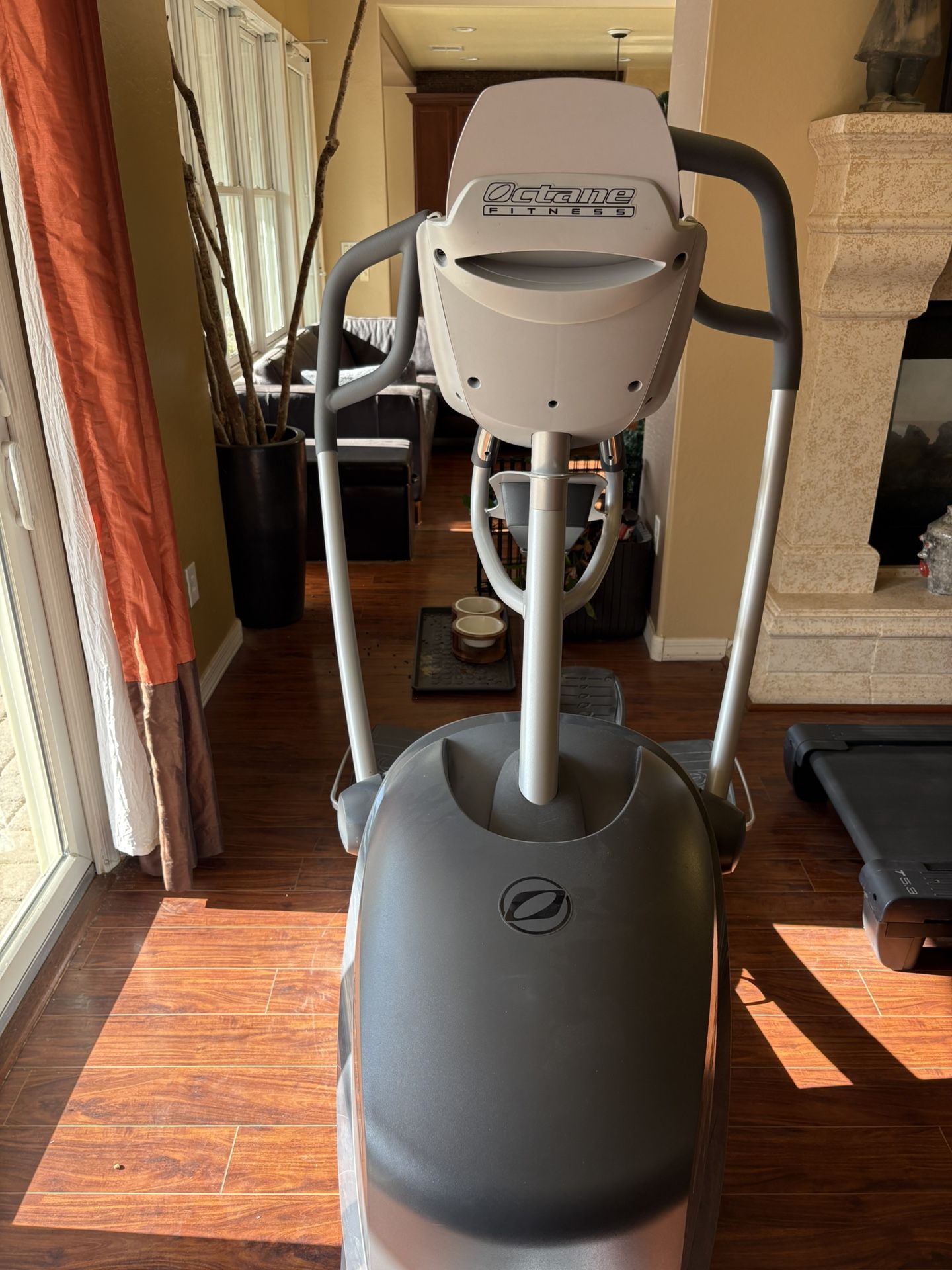 Octane Fitness Elliptical