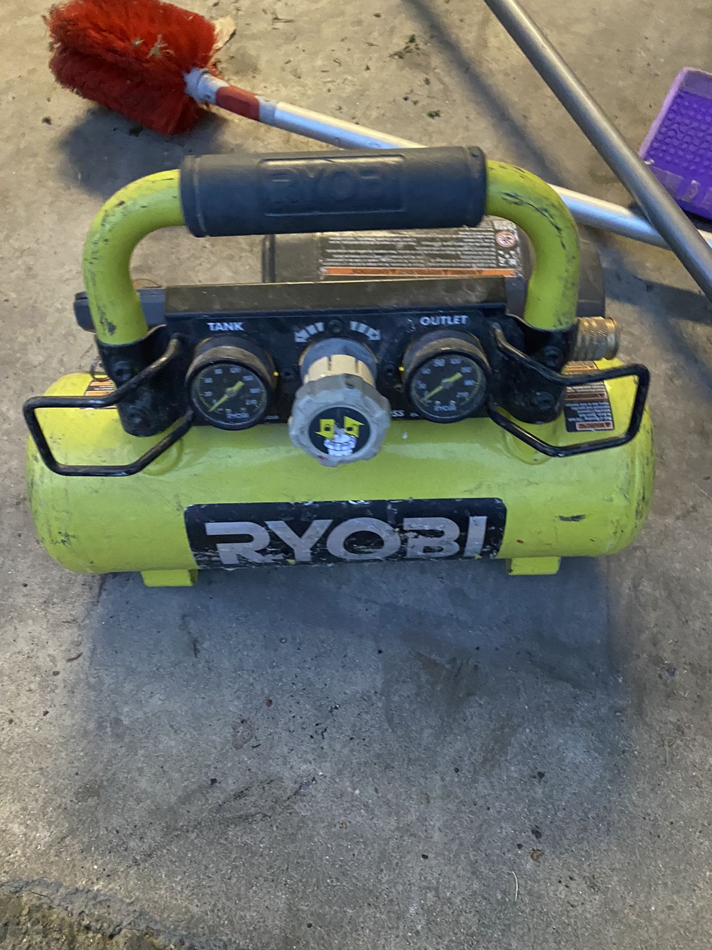 Ryobi Cordless Compressor