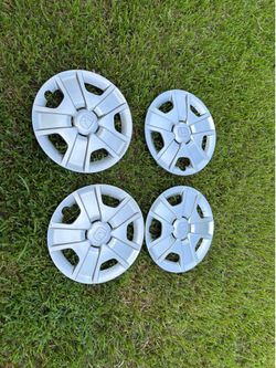 Honda hub caps 15”