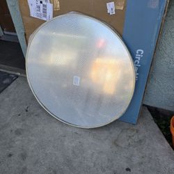 Large round modern gold metal wall mirror  ( Pick Up N Visalia)