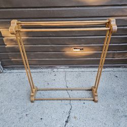 Vintage Oak Quilt / Blanket Or Towel Stand ! 