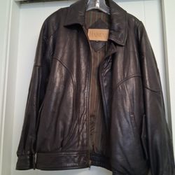VINTAGE MEN'S HABITAT HEAVY LEATHER BOMBER JACKET SIZE 42 ( LG )... asking $30.00