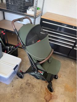MAMAZING compact stroller