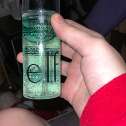 makeup, fridge and plushies 