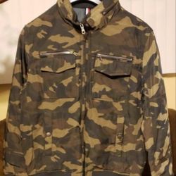 Men's Tommy Hilfiger Water & Wind Resistant Jacket Size Medium 