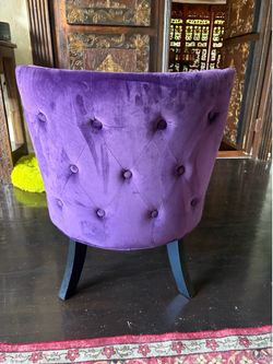 Velvet chair