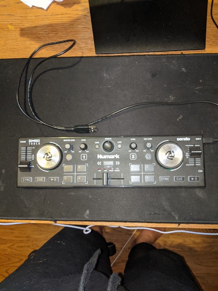 Serato Dj Touch 2 Go DJ System