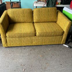 Yellow Sofa Pillows Are Washable