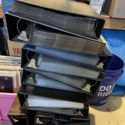 SPORTS CARD BINDERS & PAGES ONLY [NO CARDS]