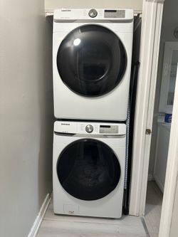 LG Washer & Dryer Combo