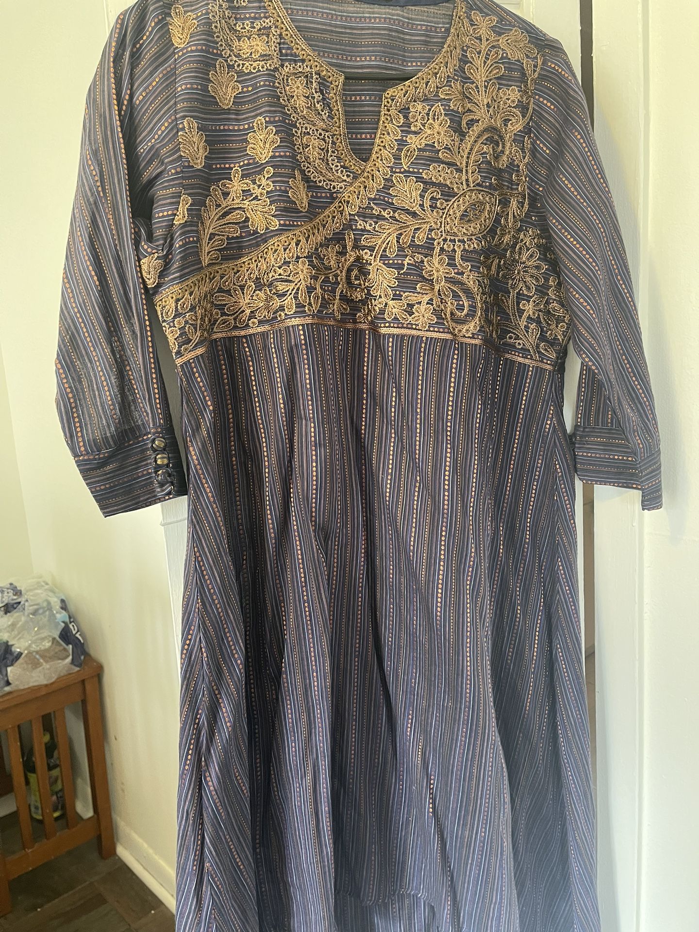 Pakistani And Indian 2 Piece Dress