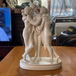 Classic Greek Style Nude Women Statue