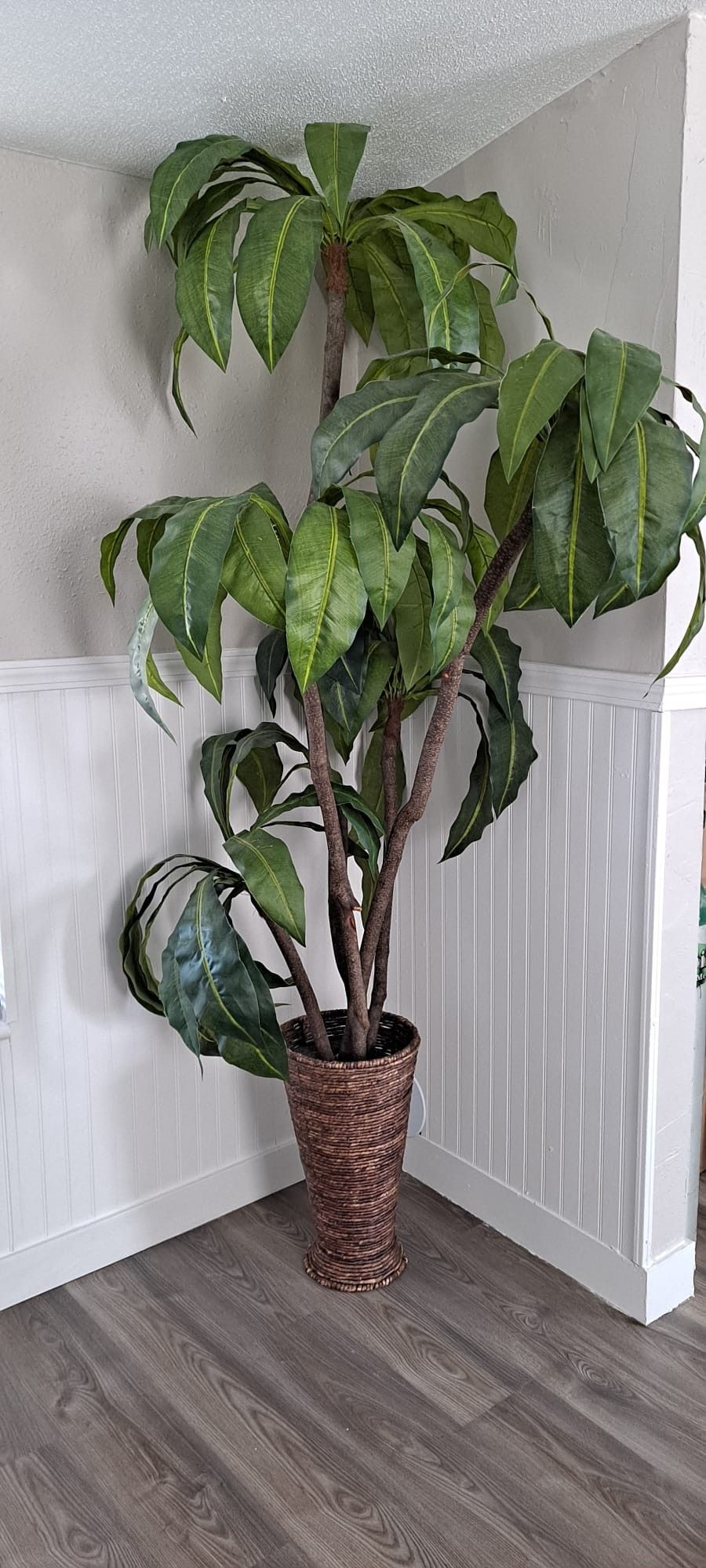 Artificial tree