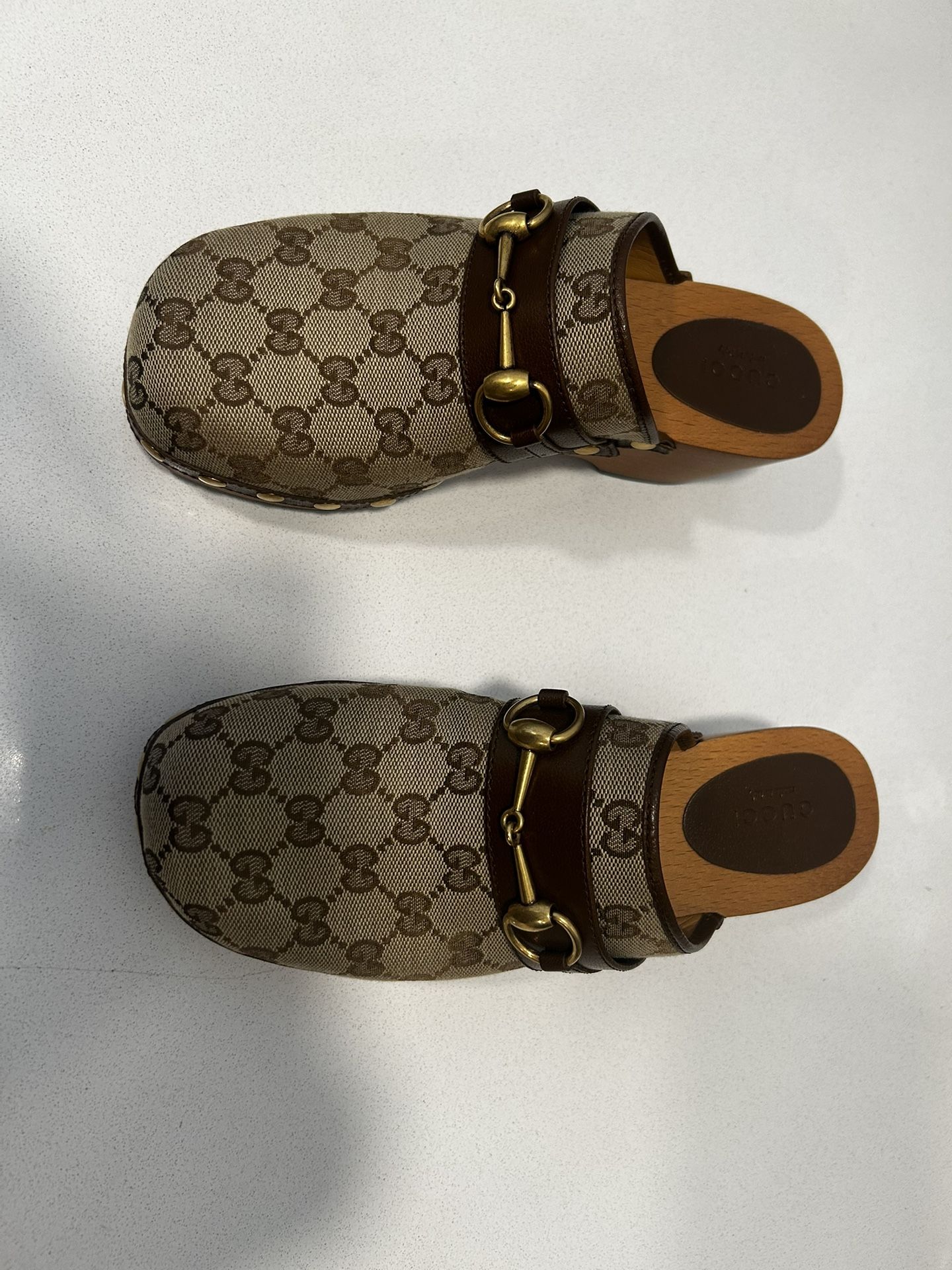Women’s Gucci Size 7 Gucci Clogs