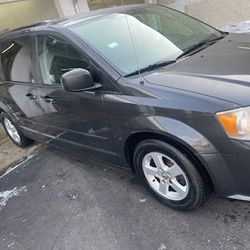 2012 Dodge Caravan