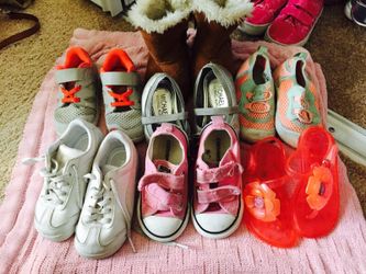 Girl shoes