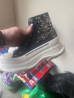 Women's shoes