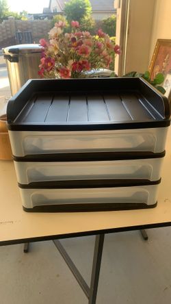 Desk organizer
