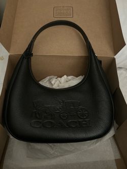 Coach Carmen Shoulder Bag in Black