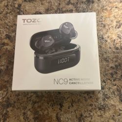 Tozo Earbuds Noise Cancellation Brand New Never Opened. 